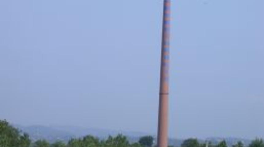 &Ccedil;iftliğinin elektrik ihtiyacını r&uuml;zgar g&uuml;l&uuml;yle karşılıyor