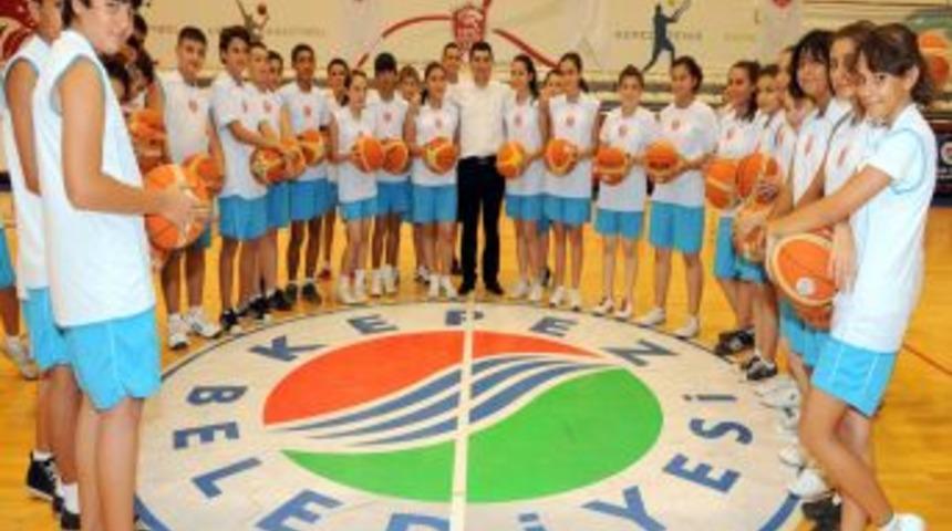 Kepez Belediyesi okullar arası basketbol turnuvası d&uuml;zenleyecek