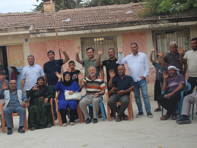 1983&rsquo;te derse girdi, 40 yıl sonra yeniden aynı okulda!