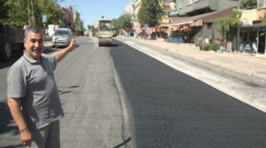 Şahinbey Belediyesi, asfaltsız yol bırakmamak i&ccedil;in &ccedil;alışıyor