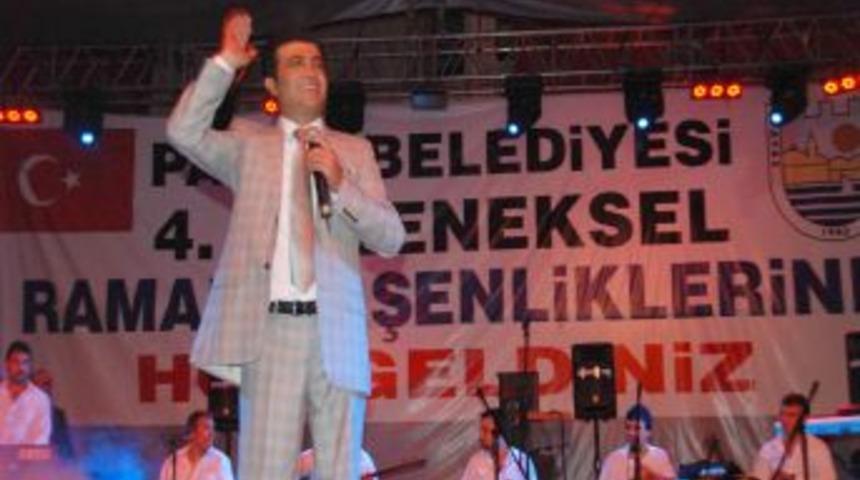 Payaslılar Oğuz Yılmaz'ın türküleri ile coştu