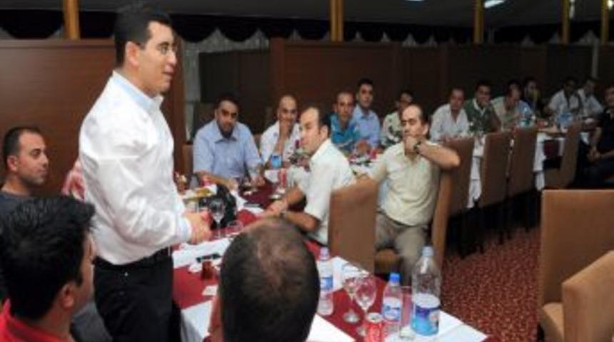 Antalya İHL&rsquo;den Somali i&ccedil;in iftar yemeği