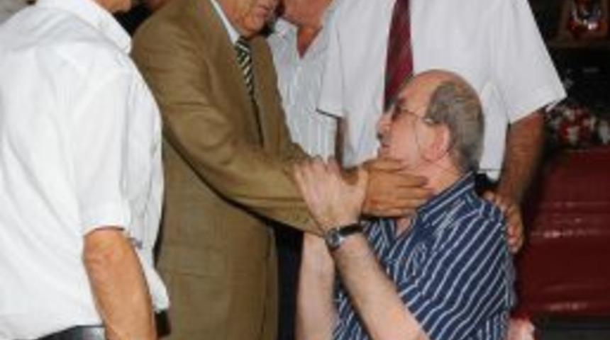 Başkan Kocaoğlu, gaziler ve şehit ailelerine iftar verdi