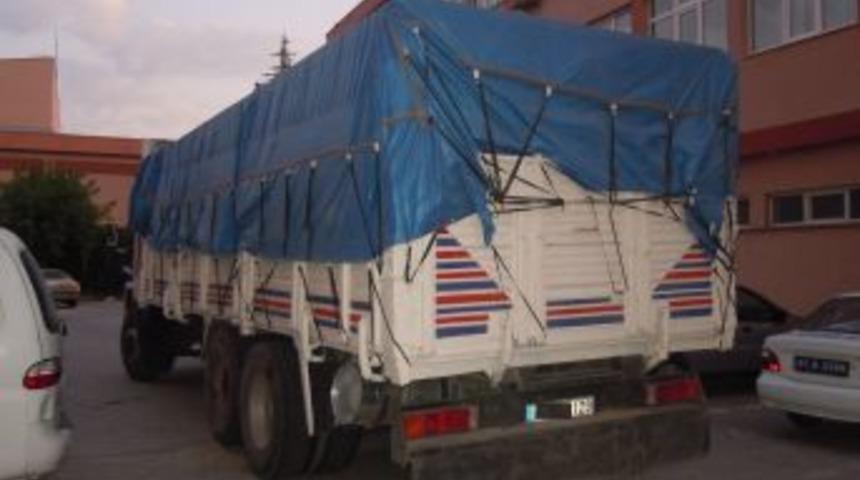 Kocaeli&rsquo;nde 80 bin paket ka&ccedil;ak sigara ele ge&ccedil;irildi