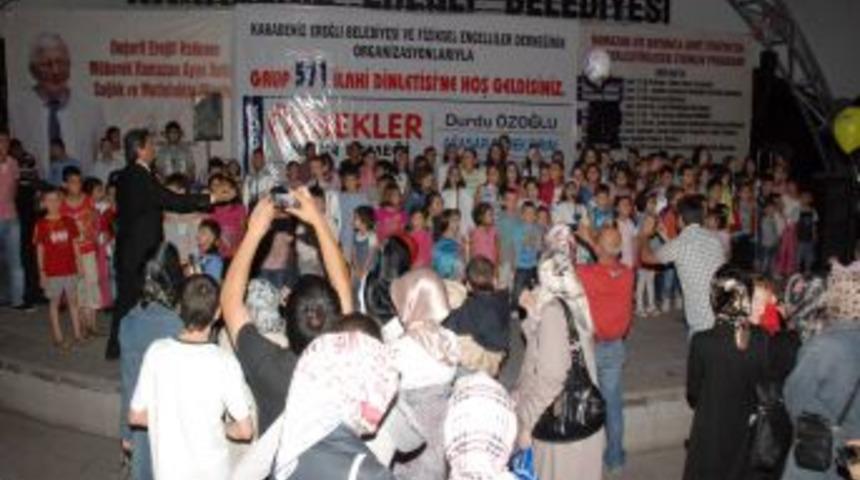 İsmail Uslu ve Grup 571'in Ereğli'deki konseri ilgi g&ouml;rd&uuml;