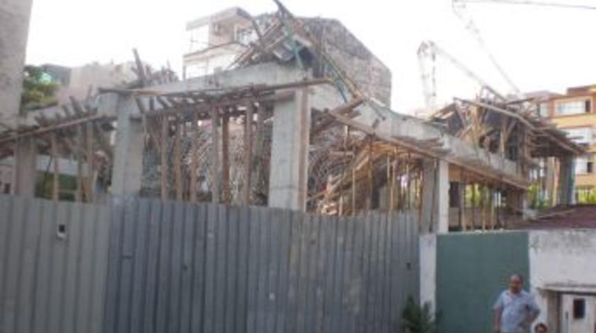 İnşaat halindeki itfaiye binasında g&ouml;&ccedil;&uuml;k: 3 yaralı