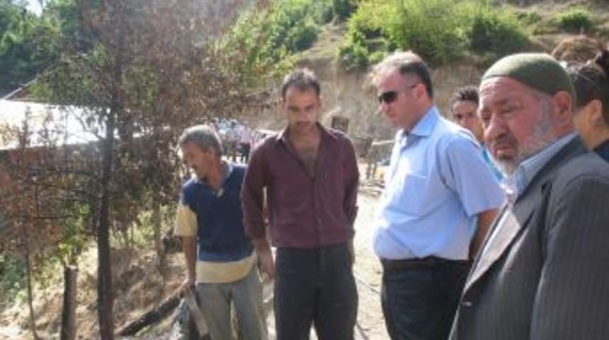 AK Partili Tokmak, yangınzede aileyi ziyaret etti