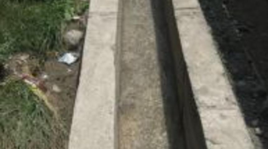 Belediye sulama suyu kanallarını yaptı