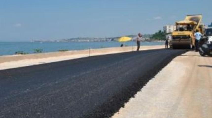 &Ccedil;ınarcık'ta bozulan yollar yapılıyor