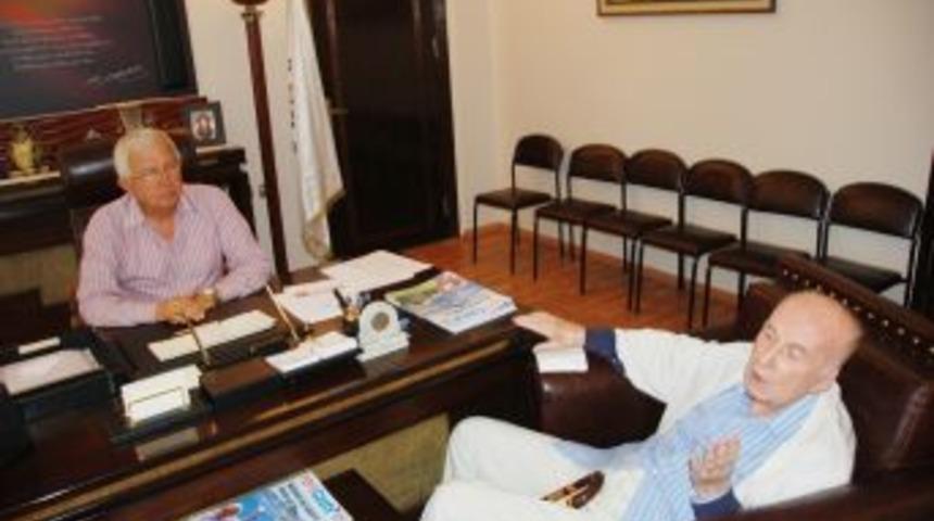 "C&ouml;bekoğlundan ge&ccedil;miş olsun ziyareti"