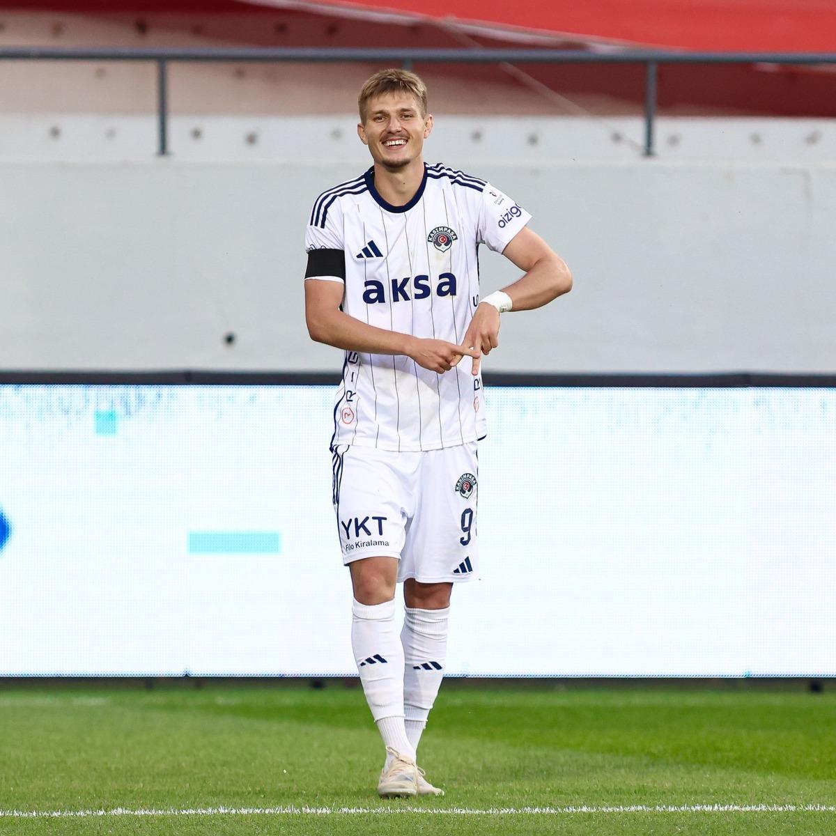 Adrian Benedyczak durmuyor! Süper Lig de 15 gollük müthiş seri 1