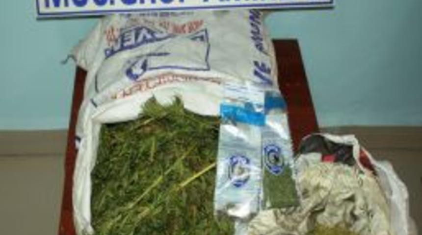 Keşan&rsquo;da 3 kilo 351 gram esrar ele ge&ccedil;irildi