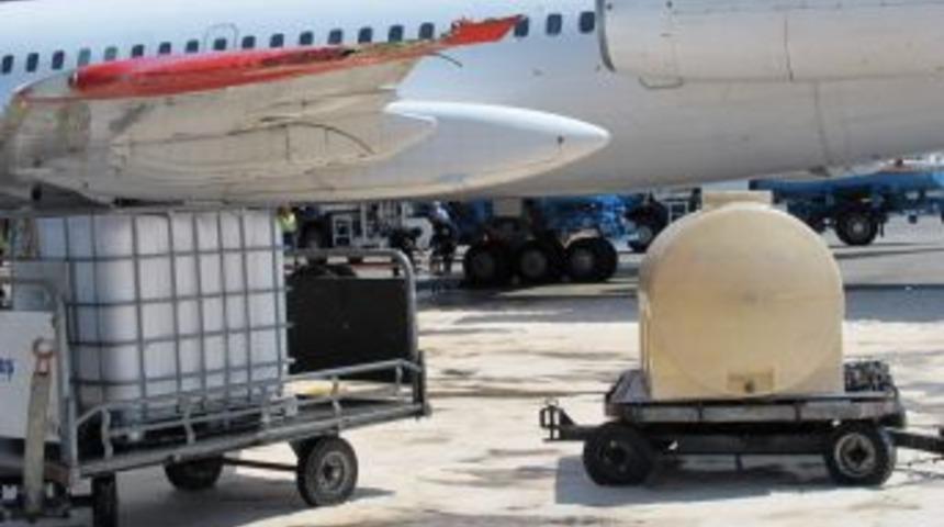 Atatürk Havalimanı, aprona dökülen 5 ton yakıtla büyük tehlike atlattı