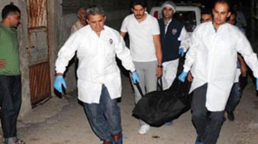 Eşini d&ouml;v&uuml;p kayınbiraderini &ouml;ld&uuml;rd&uuml;