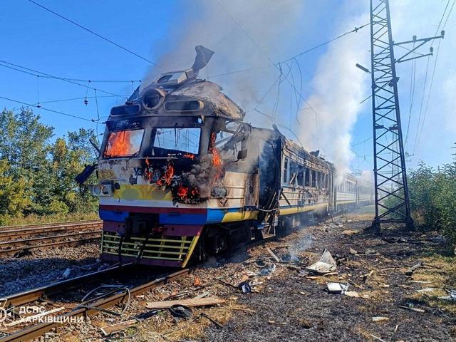 Rusya, Ukrayna-Polonya sınırında treni vurdu! Dakikalar &ouml;nce kritik isimler ge&ccedil;iş yapmış