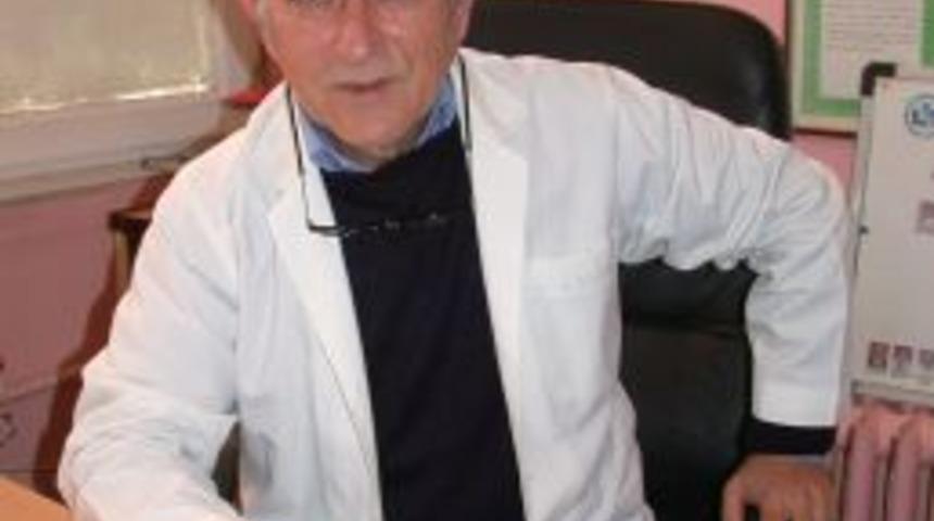 Vicdanını rahatlatmak isteyen doktor Somali&rsquo;ye s&uuml;resiz gitmek istiyor