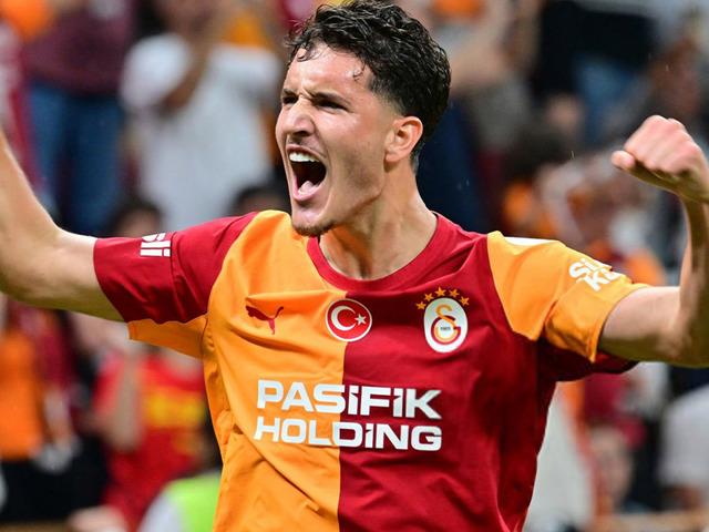 Galatasaray'da Deniz G&uuml;l Kocaelispor'a karşı dikkat &ccedil;ekti!