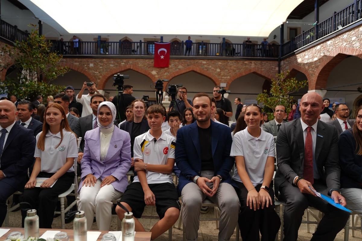 Emine Erdoğan&rsquo;ın Sıfır Atık Vizyonuyla &Ccedil;ocuklar COP31 Yolunda 4