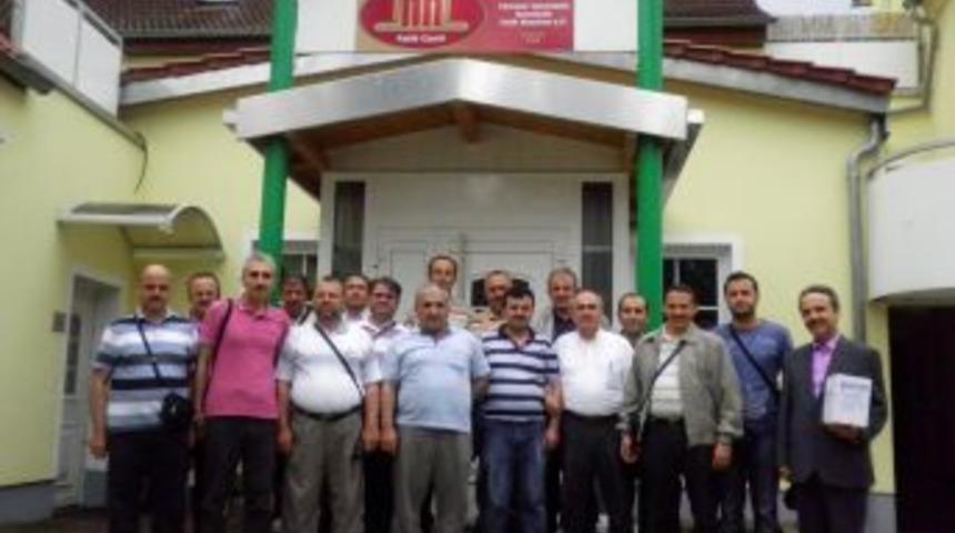 İmam Hatipliler Derneği Avrupa'dan d&ouml;nd&uuml;