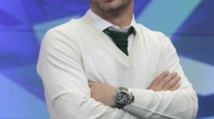 Arda Turan: Fatih Terim'i g&ouml;r&uuml;nce duygulandım