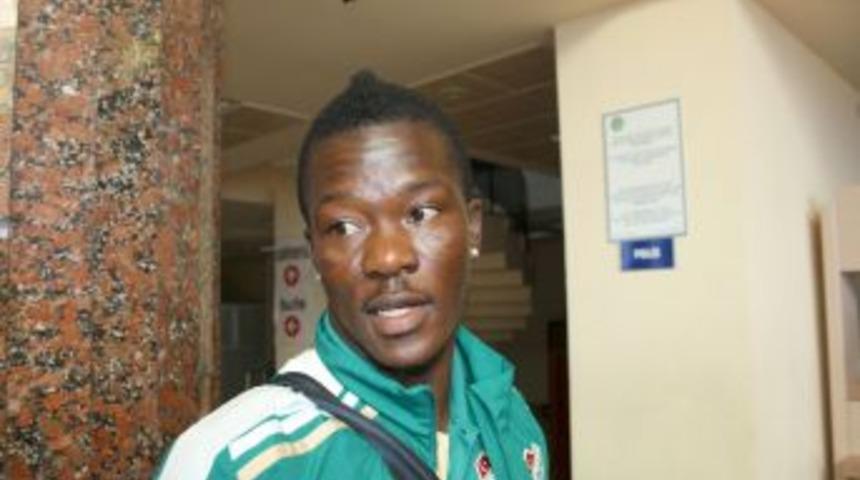 Bangura, turdan emin