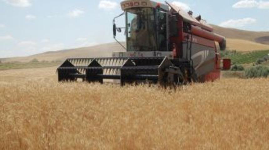 M&uuml;fit Bey'den y&uuml;ksek verim alındı