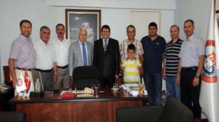 TOBB Y&ouml;netim Kurulu &Uuml;yesi Boydak, MUTSO&rsquo;yu ziyaret etti