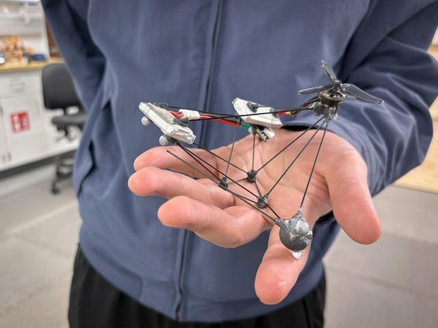 Bilim insanlarından sıra dışı drone: Bakıyorsunuz ama g&ouml;remiyorsunuz!