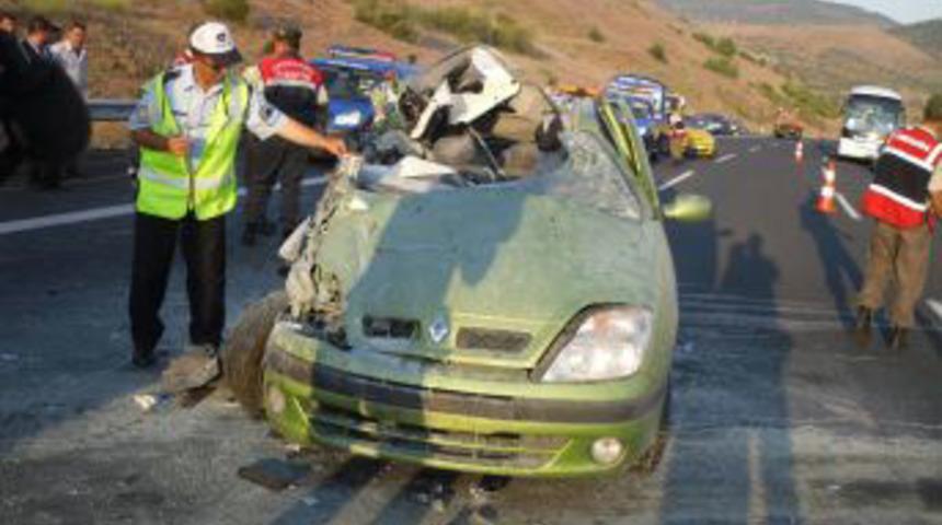 Başkent'te can pazarı: 3 &ouml;l&uuml;, 4 yaralı