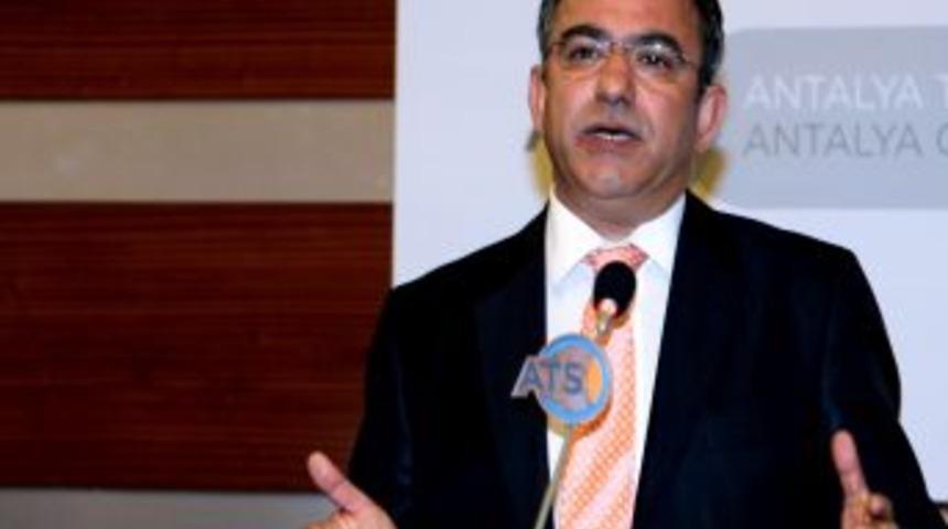 Antlaya'da işd&uuml;nyası da ulaşıma isyan etti: Ticaret bitti