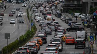 Başkentte eğitim öğretim yılının ilk gününde trafik yoğunluğu yaşandı