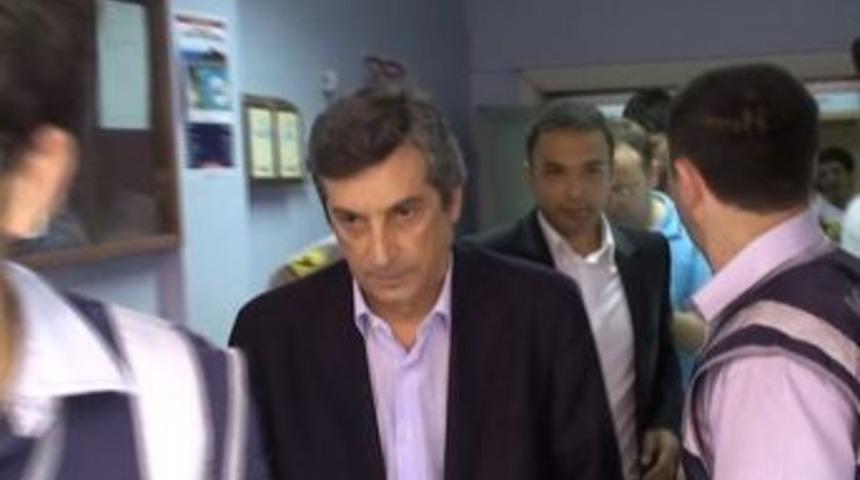 Can Arat, Hasan &Ccedil;etinkaya, Zafer &Ouml;nder İpek g&ouml;zaltında