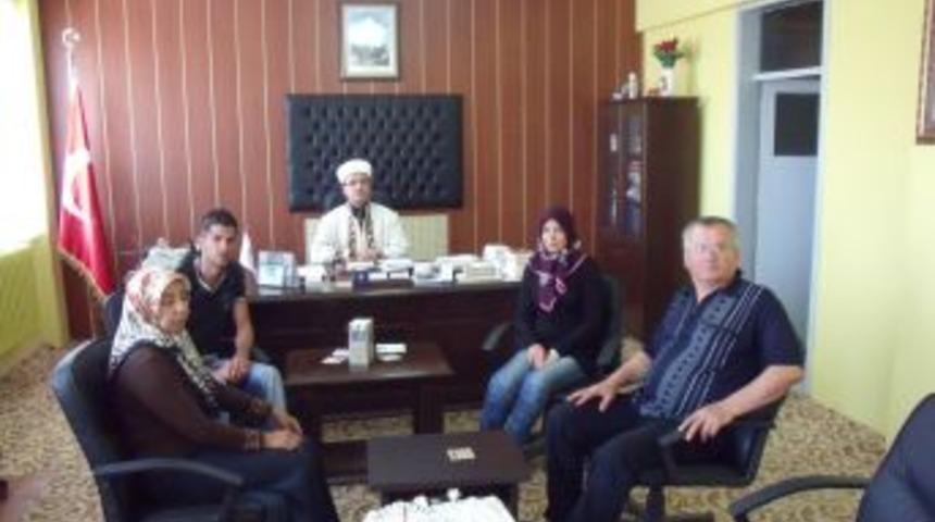 İslamiyet araştırması M&uuml;sl&uuml;man yaptı