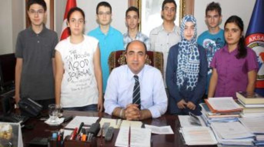 Başkan Palta, başarılı &ouml;ğrencileri &ouml;d&uuml;llendirdi