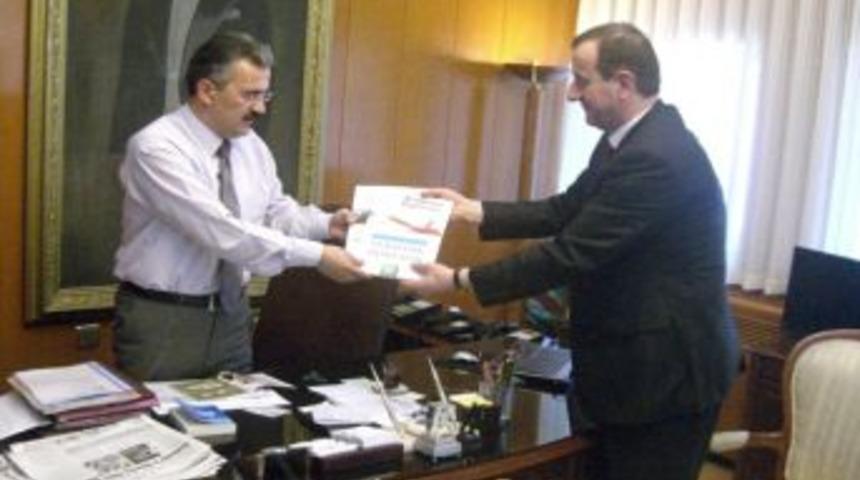 M&Uuml;SİAD heyetinden Vali Ayyıldız&rsquo;a nezaket ziyareti