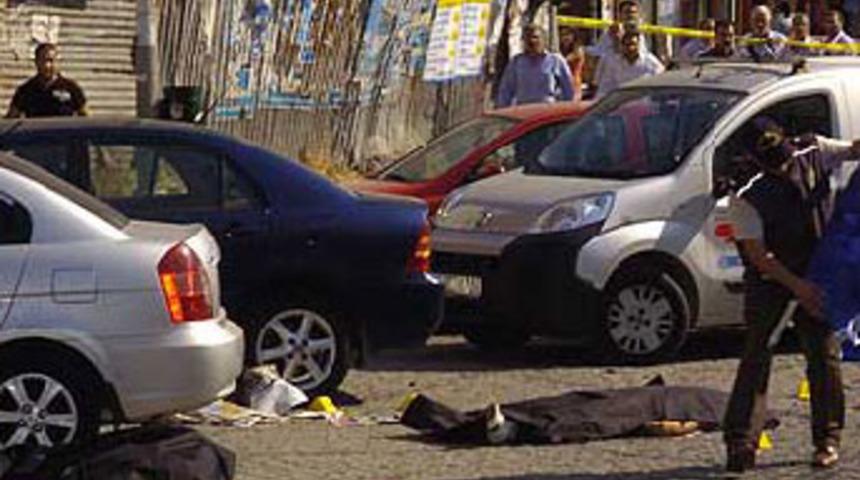 Rus tetik&ccedil;i son anda ka&ccedil;tı