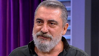 &Uuml;nl&uuml; şarkıcı kanserle savaşıyordu! &Uuml;zen haber