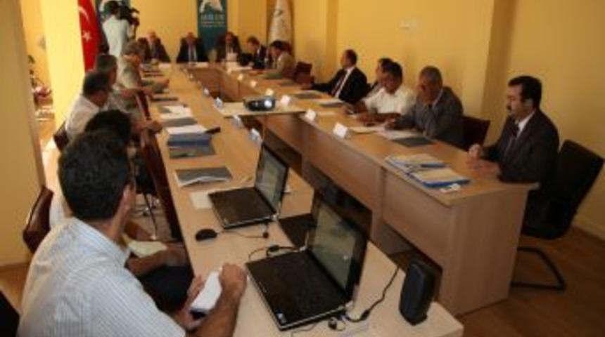 Ahiler Kalkınma Ajansı y&ouml;netimi toplandı