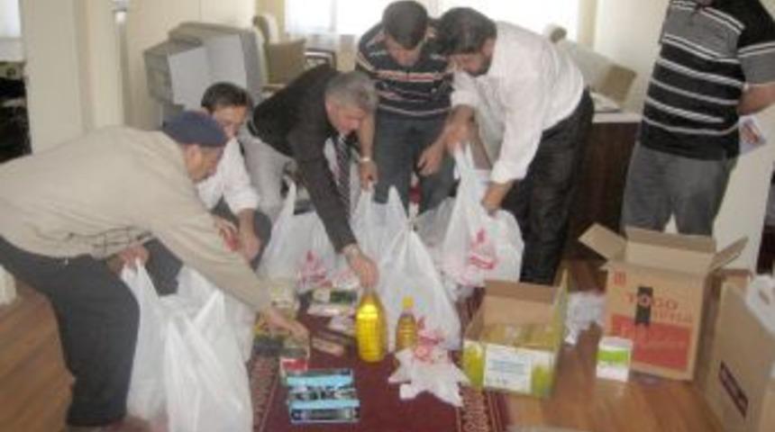 DİVA SEN Afgan m&uuml;ltecilere gıda ve giysi yardımında bulundu