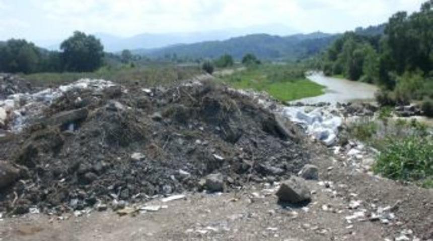 Alaplı &Ccedil;ayı Yatağı dolduruluyor