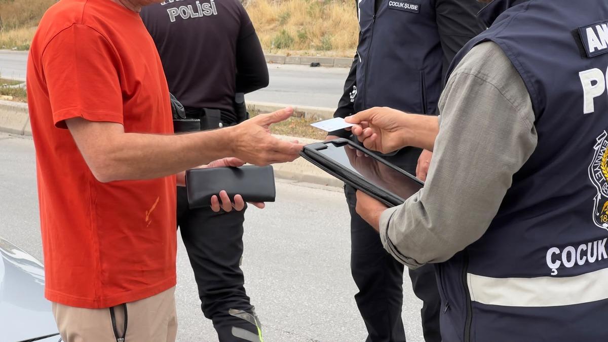 Okullar açıldı, ekipler sahaya indi! İlk ders ziliyle sıkı denetim de başladı 16