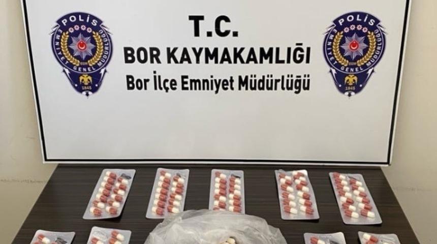 Niğde&rsquo;de uyuşturucu operasyonu: 2 ş&uuml;pheli tutuklandı
