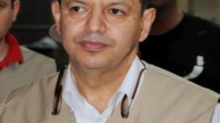 Kimse Yok Mu&rsquo;dan 17 doktor bir ton ila&ccedil;la Somali&rsquo;ye gitti