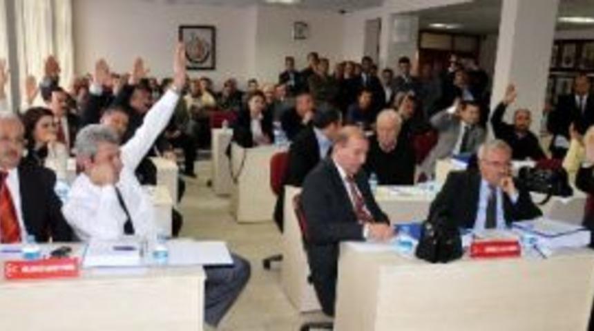 Olağan &uuml;st&uuml; toplantıya, olağan dışı katılım