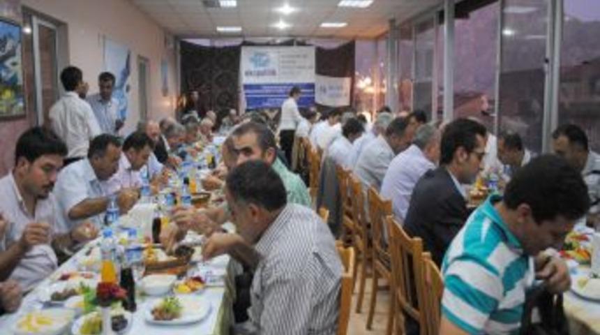 Ekopolitik, Hakkarilileri bir araya getirdi