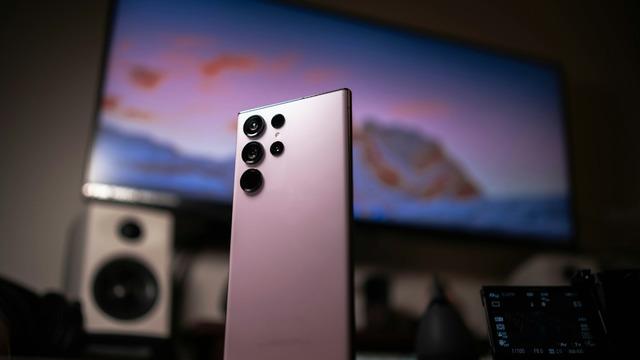 Samsung üç yıl sonra düğmeye bastı! Galaxy S27 Pro ve Ultra’da ekran yenileniyor