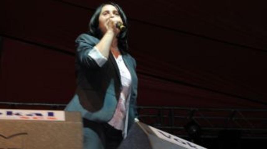 BDP&rsquo;li Aydoğan: Savaşa hazırız