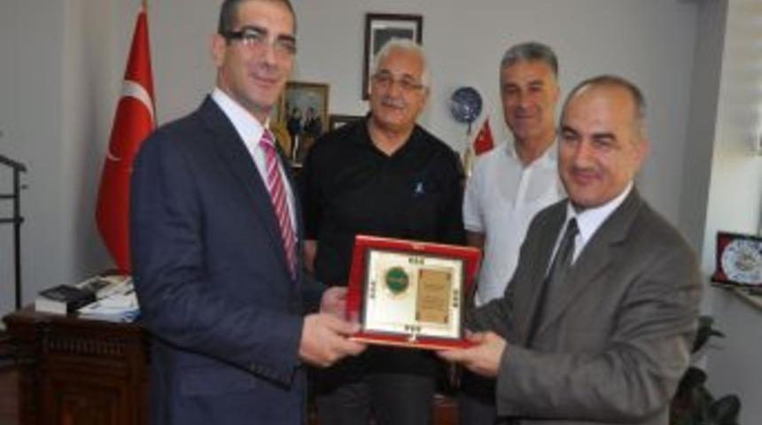 Erbil Başkonsolosu Selcen: Adeta ihale takip&ccedil;isi gibi &ccedil;alışıyoruz