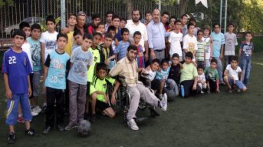 Yaz Kur&rsquo;an kursu &ouml;ğrencileri futbol turnuvasıyla arkadaşlıklarını pekiştiriyor