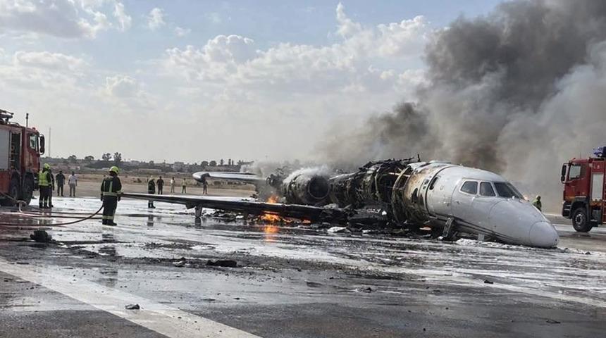 Son dakika! İş insanı Hamdi Akın'a ait jet Libya'da alevler i&ccedil;inde kaldı